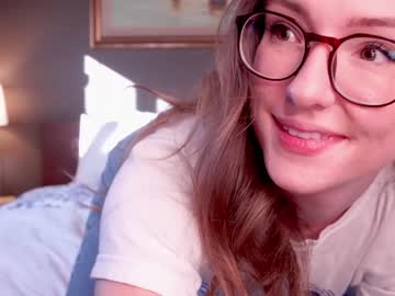 girl cam all day innocentprovenguilty image #6278489