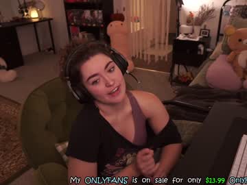 girl cam all day evelynpiers image #5200500
