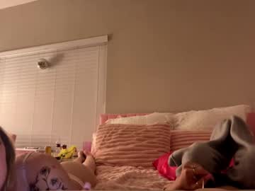 girl cam all day ohskye image #9666696