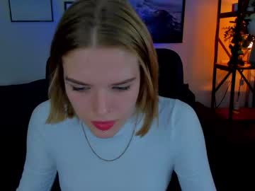 girl cam all day milvus_nol image #2568581