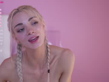 girl cam all day bunnydollstella image #4671406