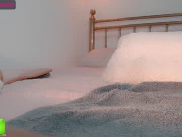 girl cam all day gummy_bear7 image #863714