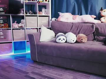 girl cam all day madnessalise image #9465889