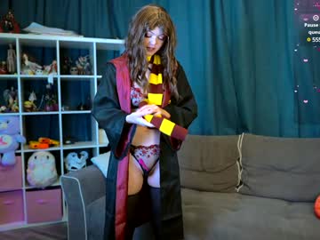 girl cam all day madnessalise image #8355641