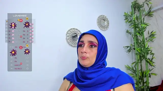 Stripchat sex cam HijabiMilf